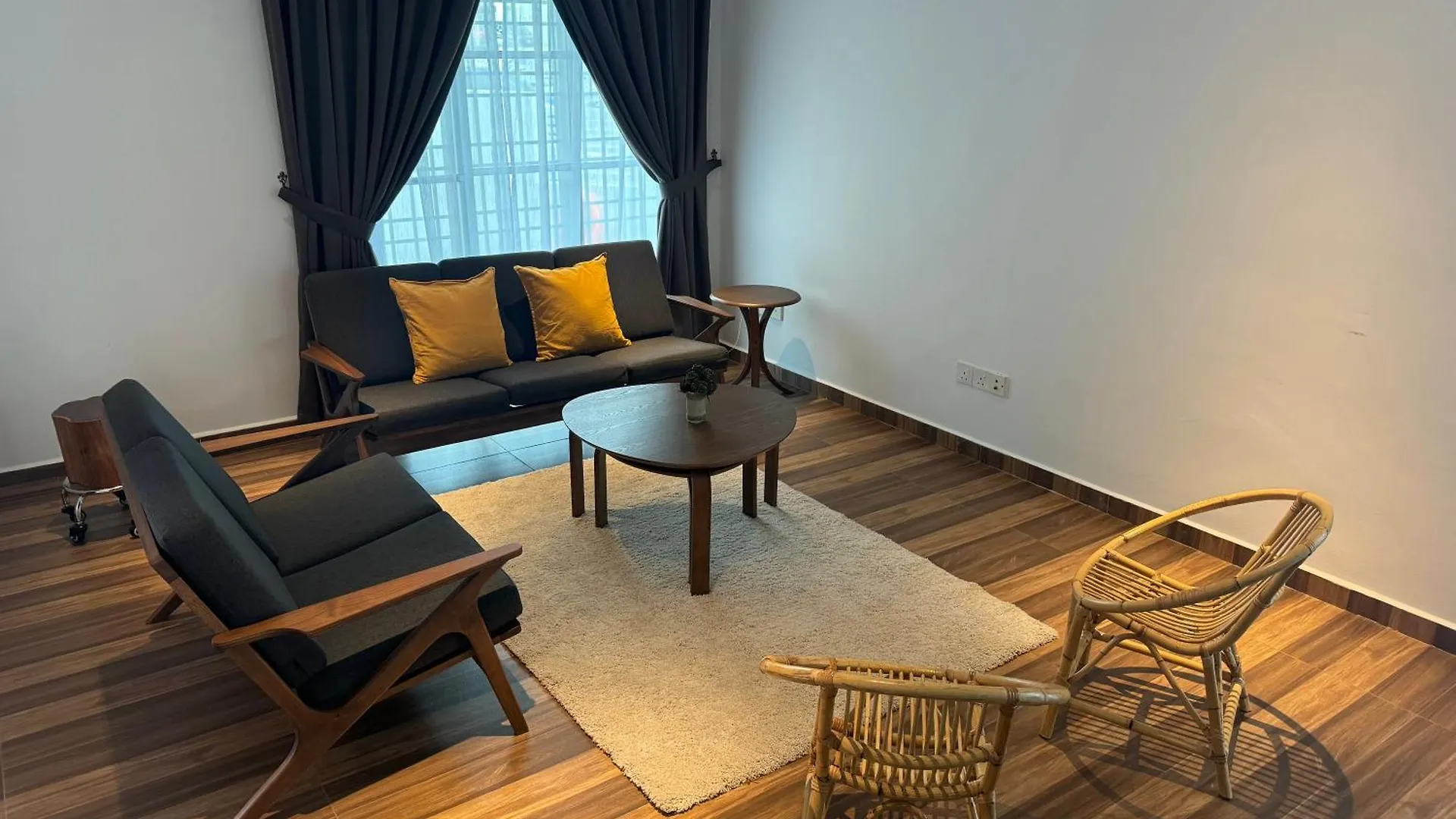 Holiday home Jambul Villa 3-Storey Corner House 6Bed5Bathroom Bayan Lepas